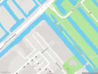 Ambulance met grote spoed naar de Wijde Wormer in Capelle aan den IJssel