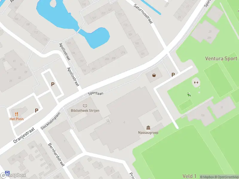 Ambulance met gepaste spoed naar de Stockholmplein in Strijen