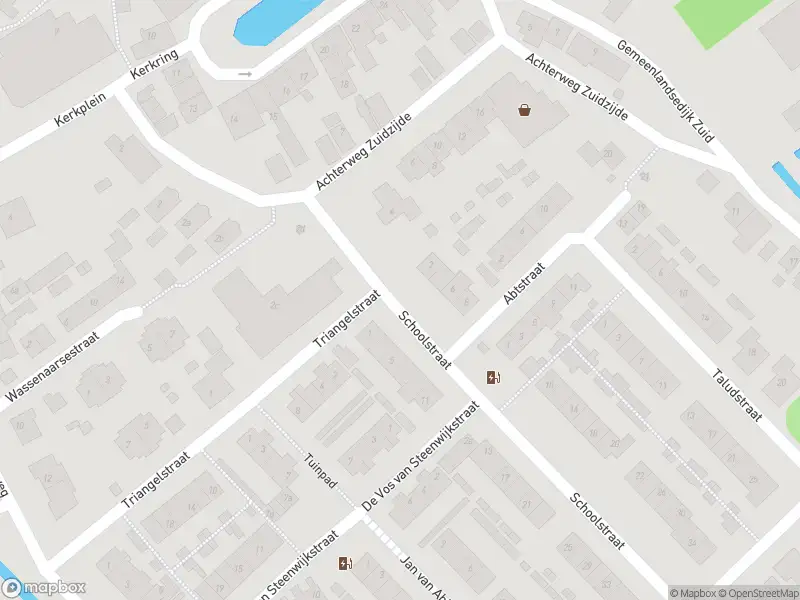 Ambulance met gepaste spoed naar de Schoolstraat in Abbenbroek