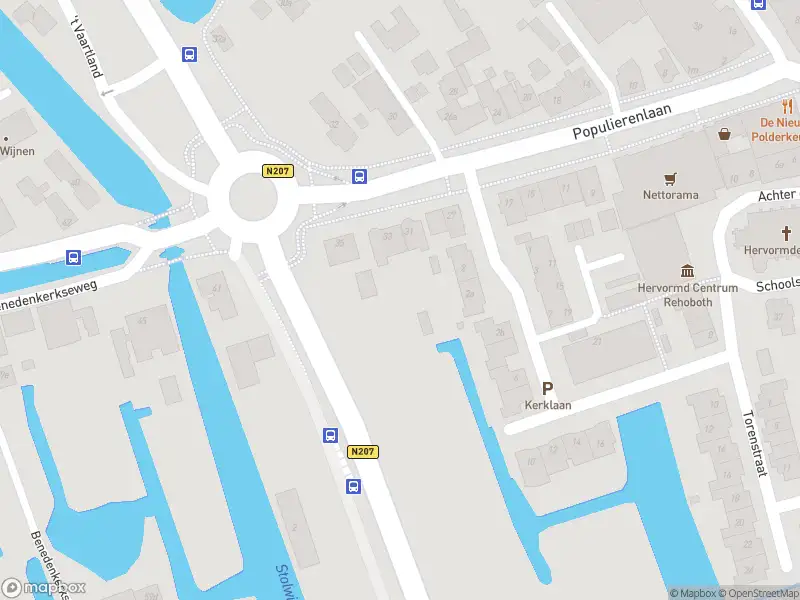 Brandweer met gepaste spoed naar de Dorpsplein in Stolwijk