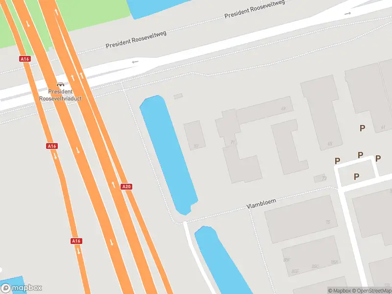 Ambulance met gepaste spoed naar de Vlambloem in Rotterdam