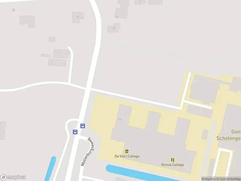 Ambulance met grote spoed naar de Mollenburgseweg in Gorinchem