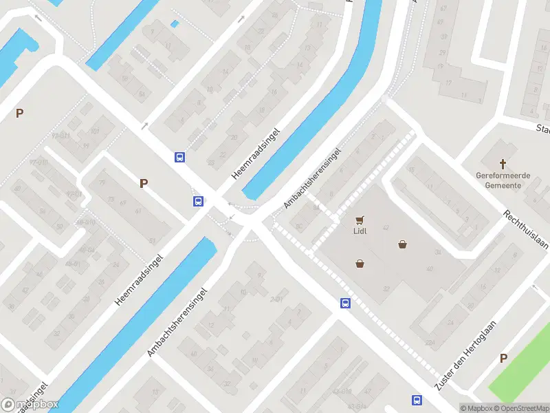 Ambulance met gepaste spoed naar de Tweede Zijweg in Mijdrecht