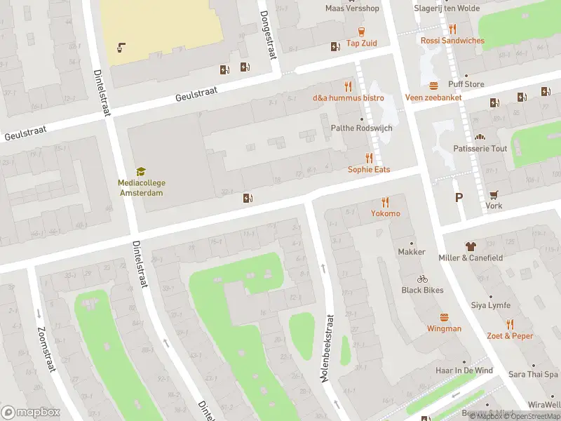 Ambulance met grote spoed naar de Niersstraat in Amsterdam