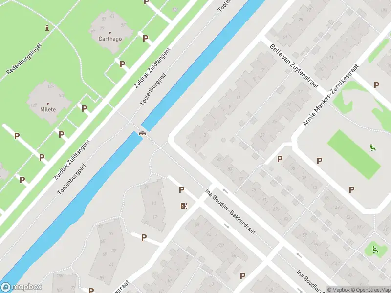 Ambulance met grote spoed naar de Belle van Zuylenstraat in Hoofddorp
