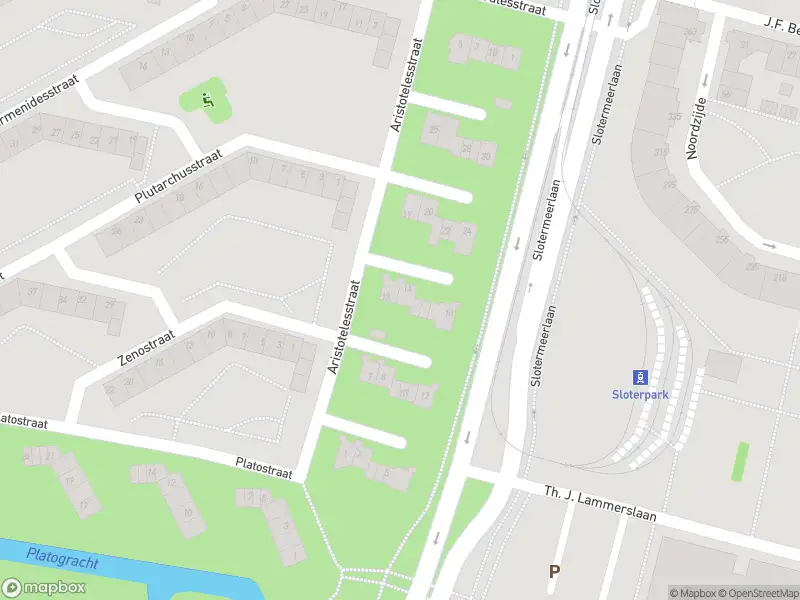 Ambulance met grote spoed naar de Aristotelesstraat in Amsterdam