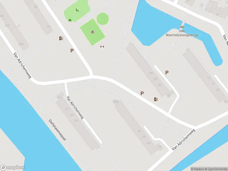 Ambulance met gepaste spoed naar de Van Adrichemweg in Rotterdam