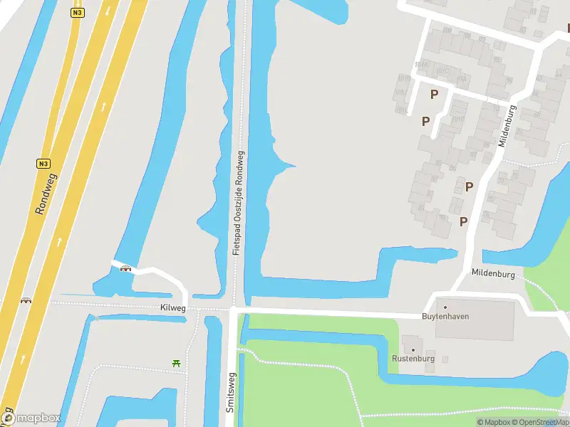 Ambulance met gepaste spoed naar de Smitsweg in Dordrecht