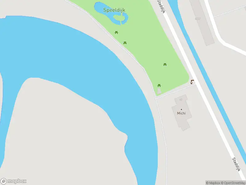 Brandweer met gepaste spoed naar de Staddijk in Nijmegen