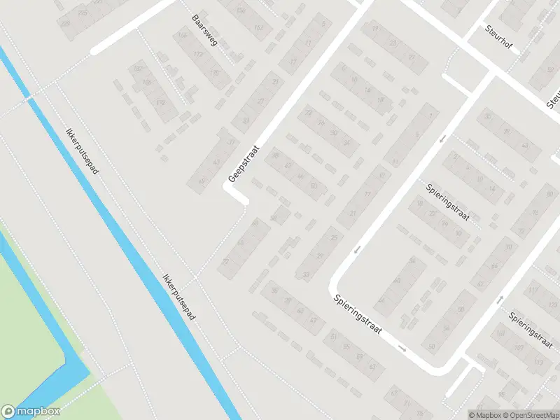 Ambulance met grote spoed naar de Geepstraat in Hoogvliet Rotterdam