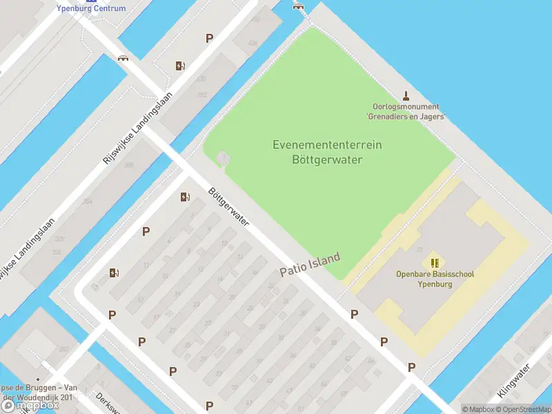Ambulance met grote spoed naar de Böttgerwater in 's-Gravenhage