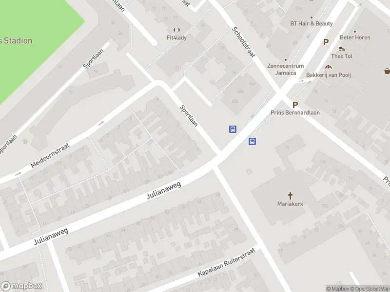 Ambulance met gepaste spoed naar de Sportlaan in Volendam