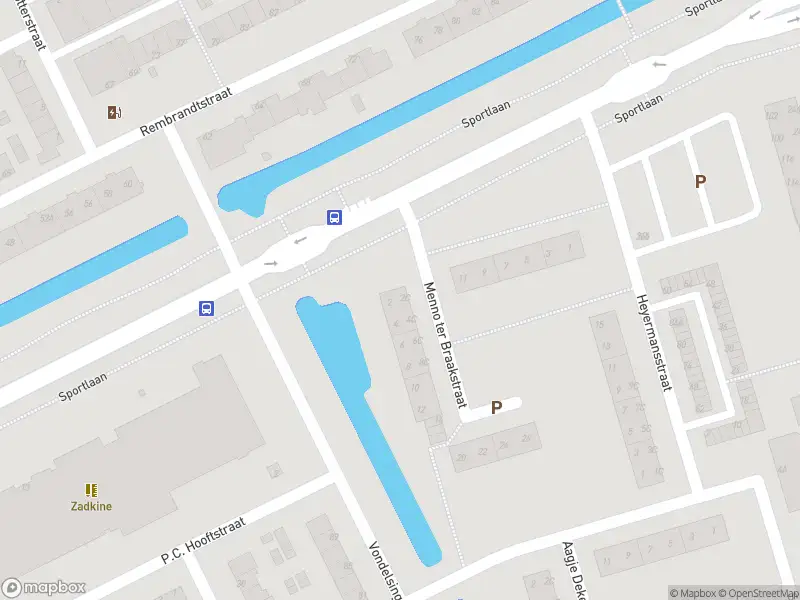 Ambulance naar de Menno ter Braakstraat in Spijkenisse