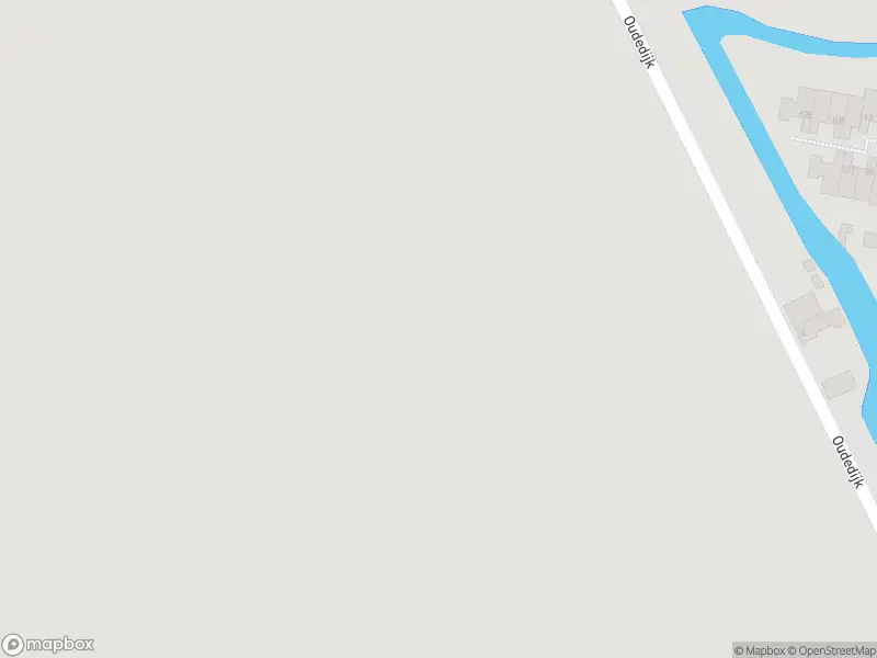 Ambulance met gepaste spoed naar de Oudedijk in Schagen