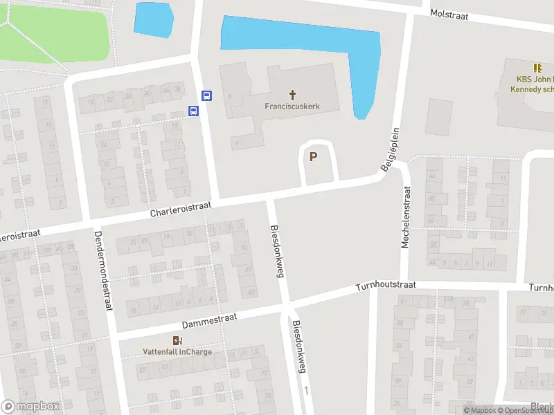 Brandweer met gepaste spoed naar de Roeselarestraat in Breda vanwege gebouwbrand