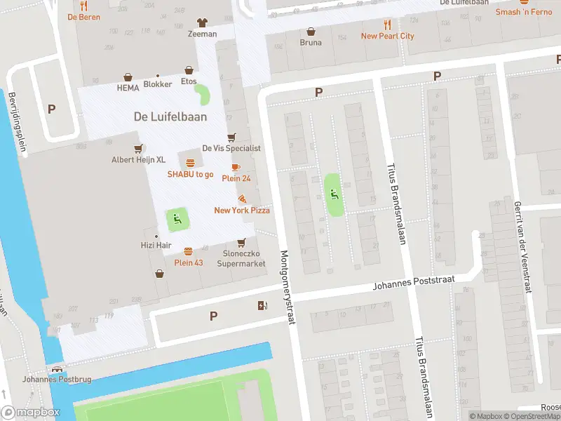 Ambulance met grote spoed naar de Schubertlaan in Leiden