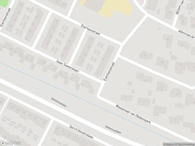 Ambulance met gepaste spoed naar de Evertsenstraat in Hendrik-Ido-Ambacht