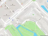 Ambulance met grote spoed naar de Raadhuislaan in Spijkenisse