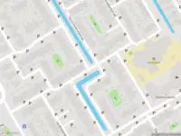 Ambulance met grote spoed naar de Jaap de Jongstraat in Nieuw-Lekkerland