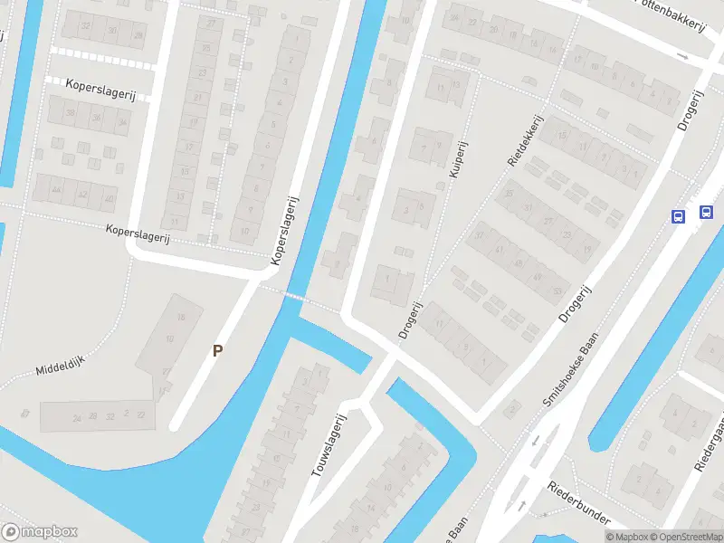 Ambulance met grote spoed naar de Kuiperij in Barendrecht