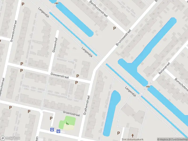 Politie met grote spoed naar de Grathemstraat in Tilburg vanwege letsel