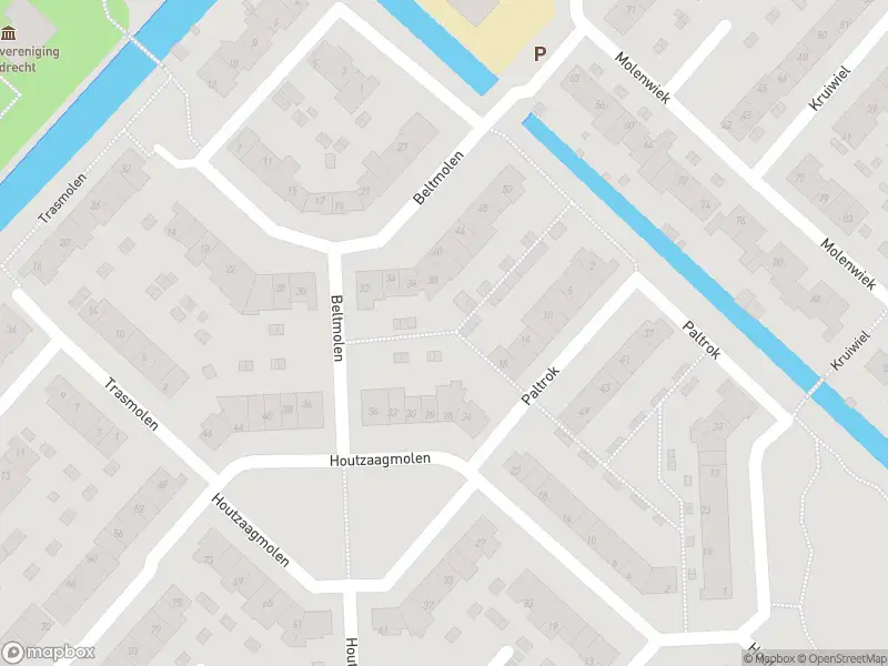 Ambulance met grote spoed naar de Korenmolen in Mijdrecht