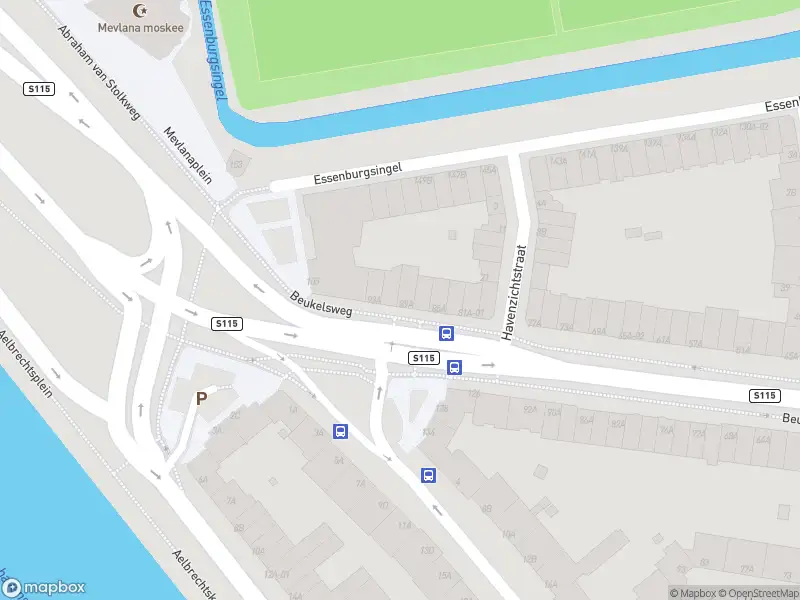 Ambulance met grote spoed naar de Beukelsweg in Rotterdam