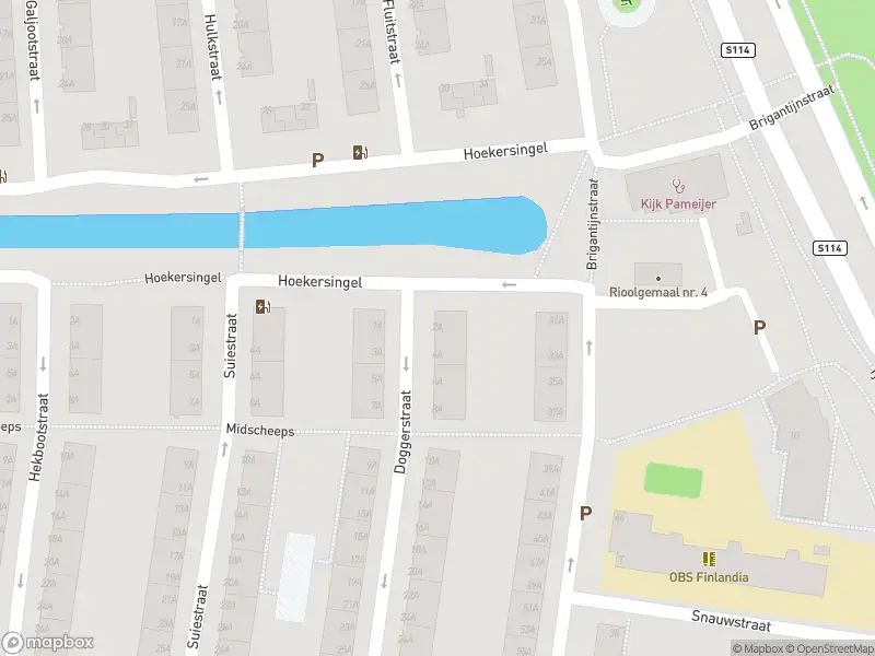 Ambulance met gepaste spoed naar de Doggerstraat in Rotterdam
