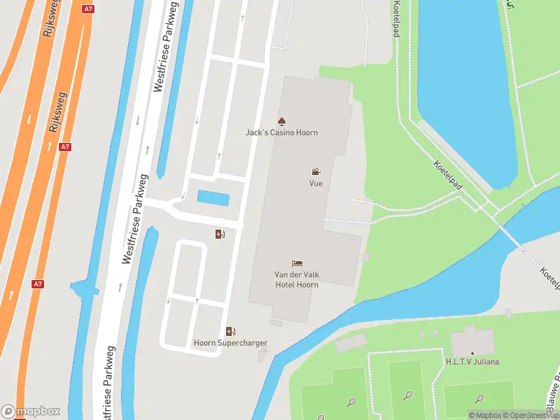 Ambulance naar de Westfriese Parkweg in Hoorn