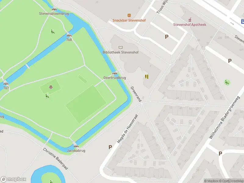 Ambulance met grote spoed naar de Stevensbloem in Leiden