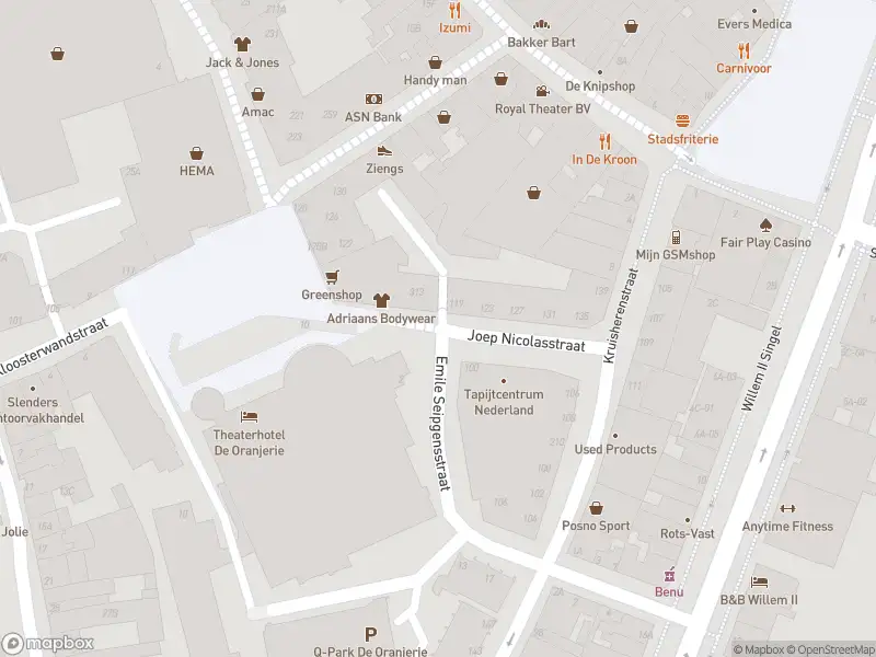 Ambulance met grote spoed naar de Joep Nicolasstraat in Roermond