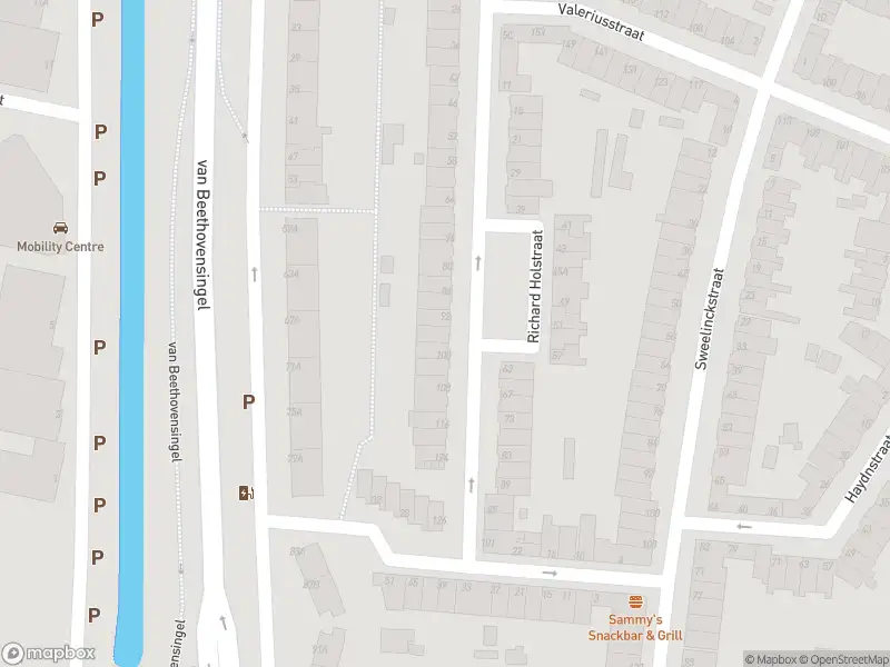 Ambulance met gepaste spoed naar de Richard Holstraat in Vlaardingen
