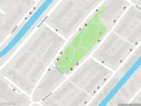 Ambulance met grote spoed naar de Eendenkooi in Alphen aan den Rijn