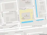 Ambulance met grote spoed naar de Amnesty Internationallaan in Hellevoetsluis