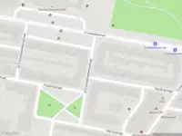 Ambulance met grote spoed naar de 1e Crooswijksedwarsstraat in Rotterdam