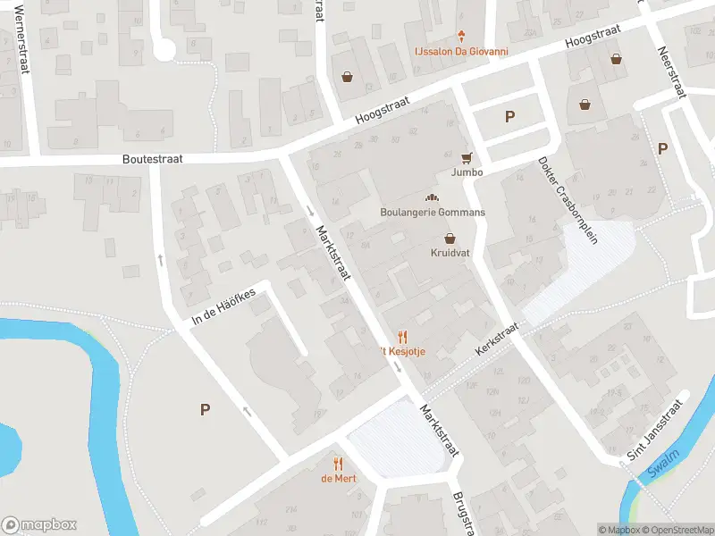 Ambulance met gepaste spoed naar de Marktstraat in Swalmen