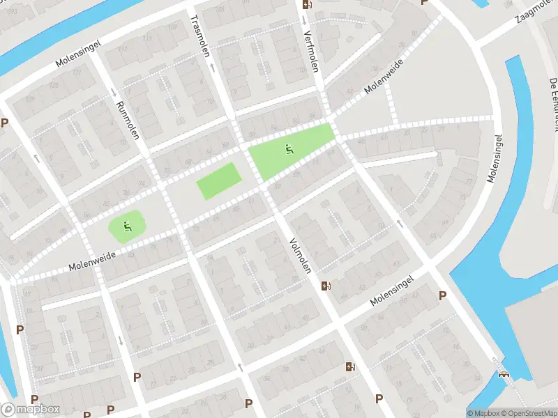 Ambulance met grote spoed naar de Oliemolen in Delft