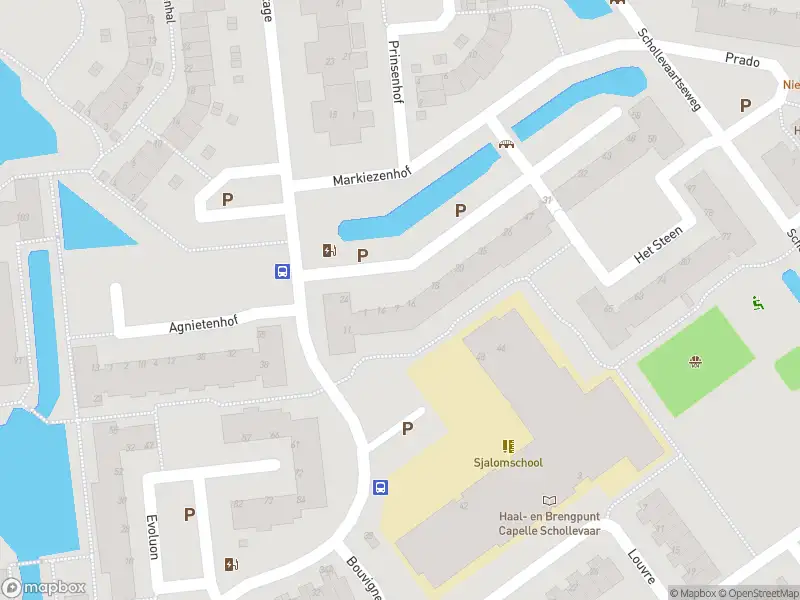 Ambulance met gepaste spoed naar de Het Steen in Capelle aan den IJssel