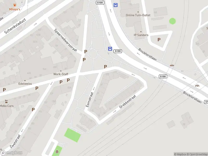 Ambulance met grote spoed naar de Eemstraat in 's-Gravenhage