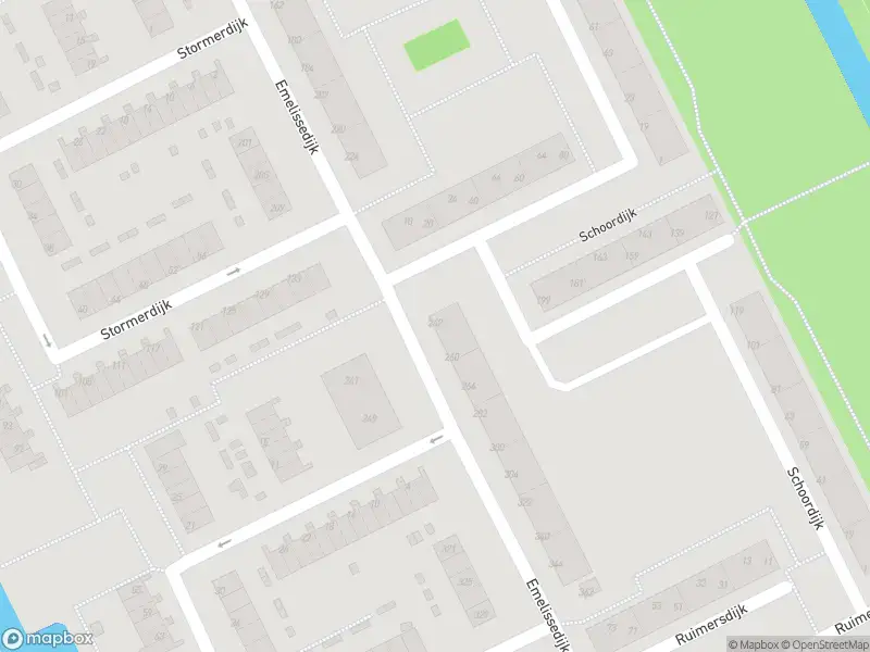 Ambulance met gepaste spoed naar de Emelissedijk in Rotterdam
