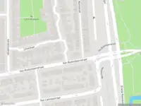 Ambulance met gepaste spoed naar de Raadhuisstraat in Alphen aan den Rijn