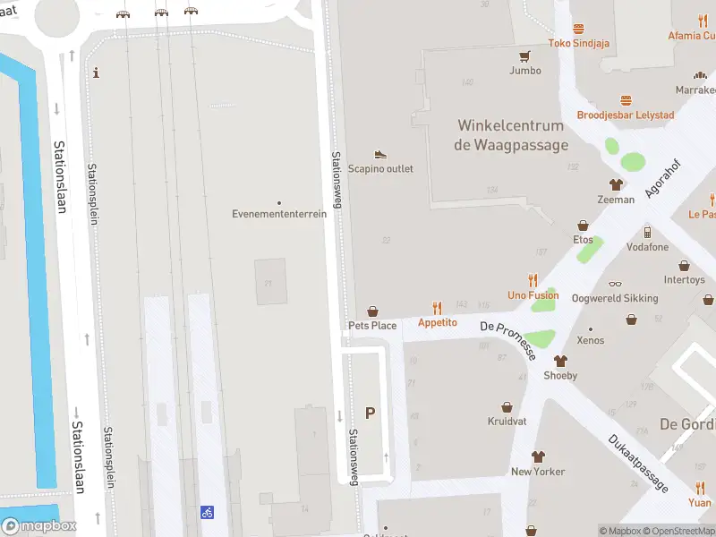 Politie naar de Stationsweg in Lelystad vanwege aanrijding met letsel