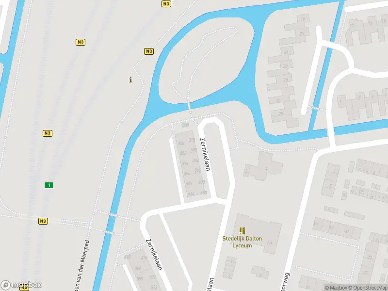 Ambulance met grote spoed naar de Zernikelaan in Papendrecht