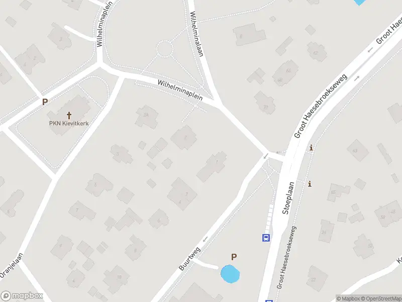 Ambulance met grote spoed naar de Wilhelminaplein in Wassenaar