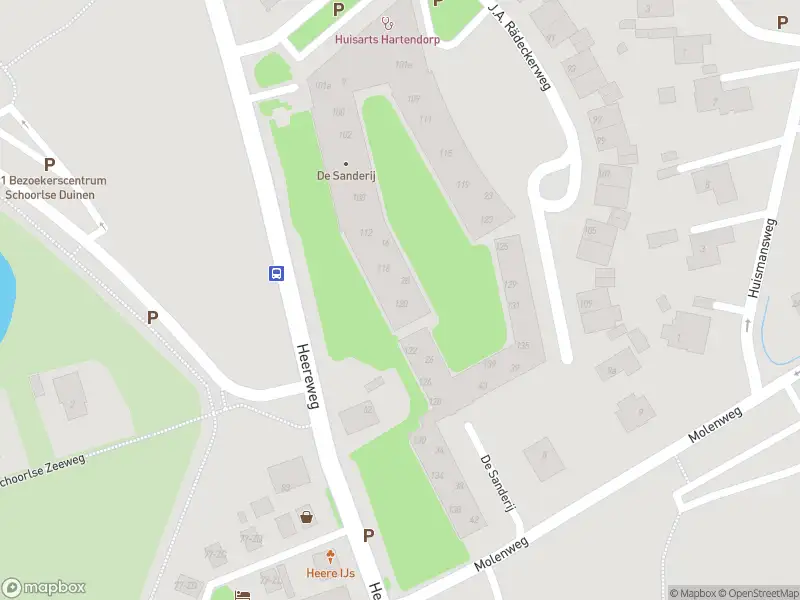 Ambulance met grote spoed naar de De Sanderij in Schoorl