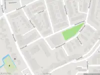 Ambulance met gepaste spoed naar de Kievitplantsoen in Rhoon