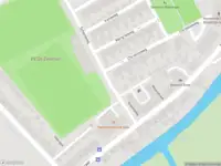 Ambulance met gepaste spoed naar de Schansweg in Kinderdijk
