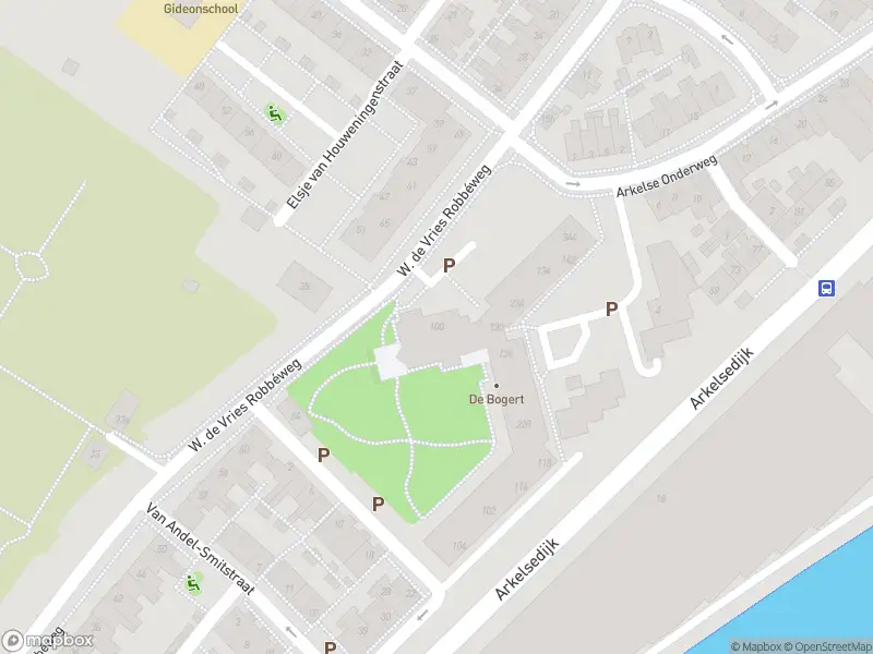 Ambulance met grote spoed naar de W. de Vries Robbéweg in Gorinchem