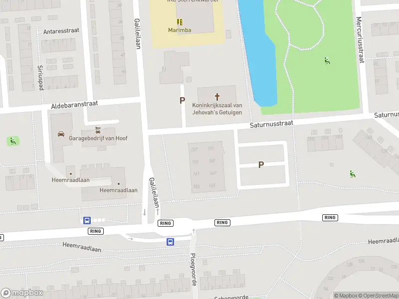 Ambulance met gepaste spoed naar de Saturnusstraat in Spijkenisse