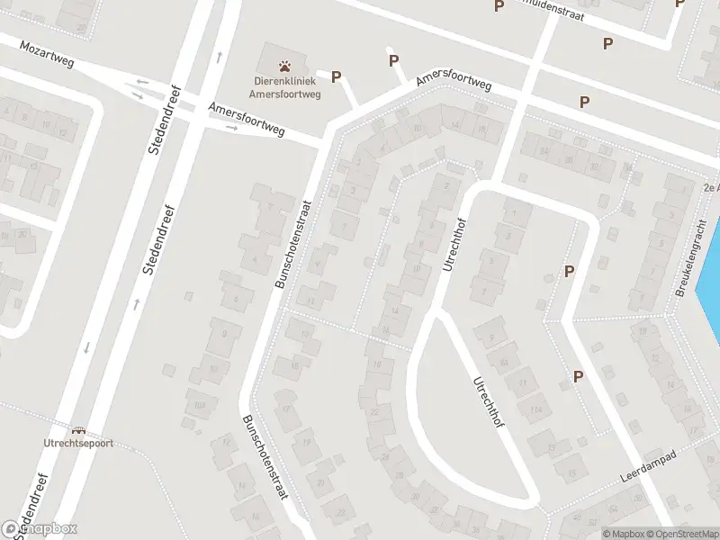 Brandweer met grote spoed naar de Maastrichtkwartier in Almere vanwege reanimatie
